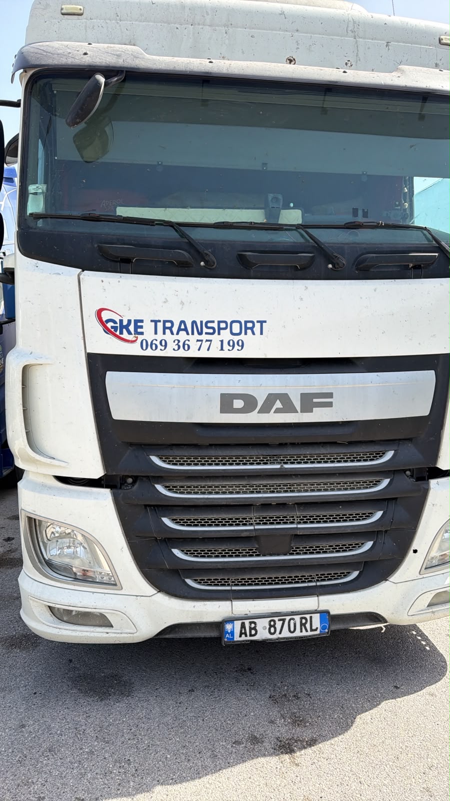 Kamion DAF me brendimin G-K-E Transport